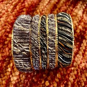 Sparkly Bangle Set! Black White Gold!